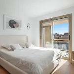 Bright & Cozy 1Bd Apartment